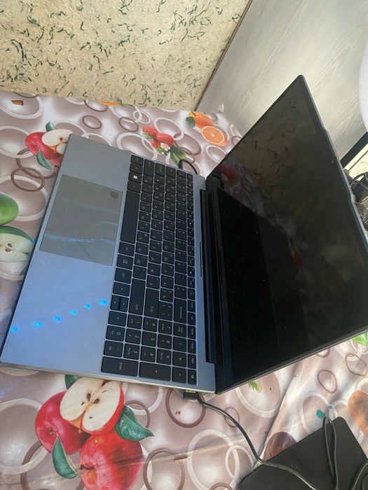 Notbuk N5095 sotiladi