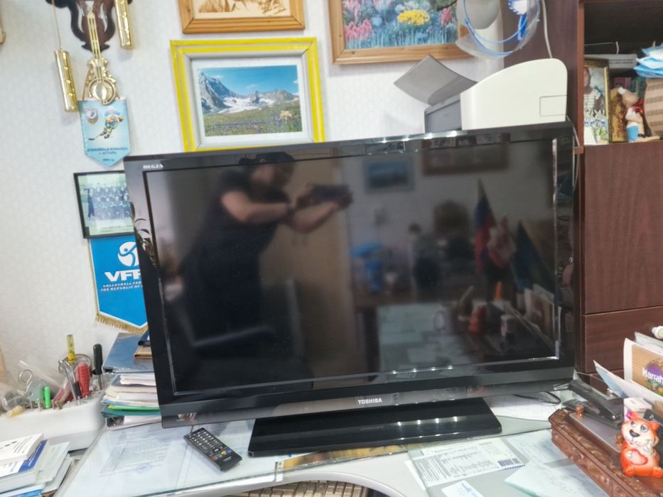 Телевизор,рабочий