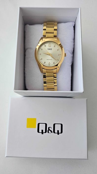 Дамски часовник Q&Q в гаранция