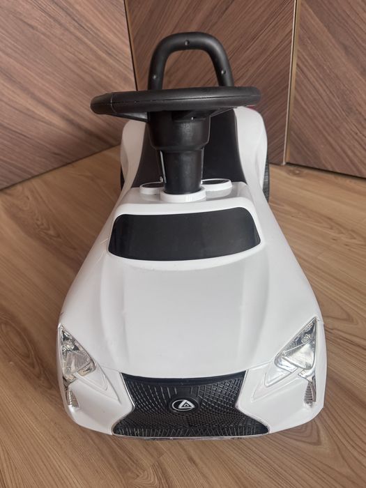 Дестка кола - играчка