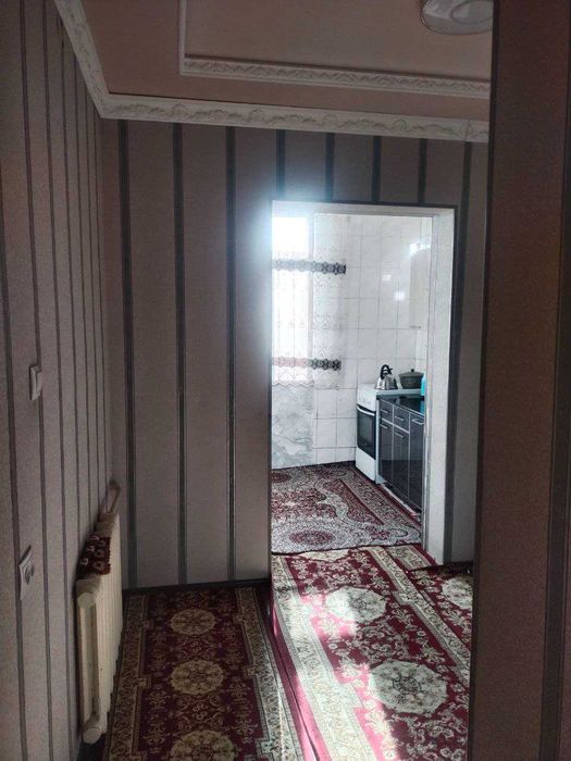 Eshonguzarda 3 xonali uy sotiladi