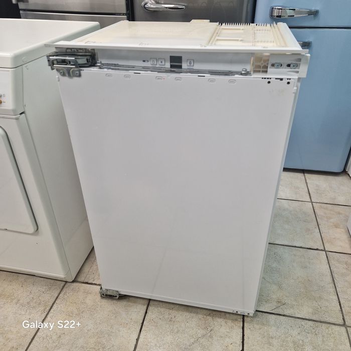 Хладилник за вграждане LIEBHERR