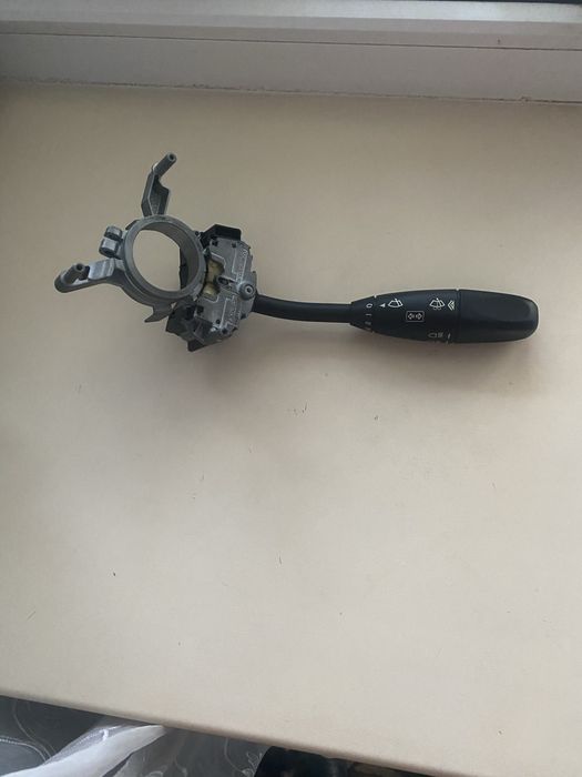 Переключатель указателя поворотов