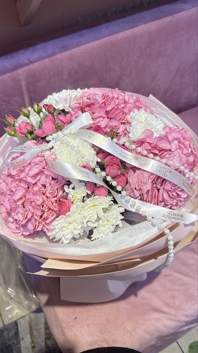 Букет микс с гортензиями