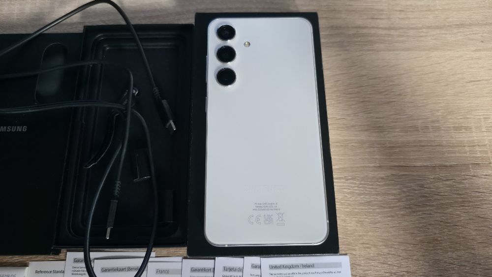 Samsung Galaxy S24 impecabil!