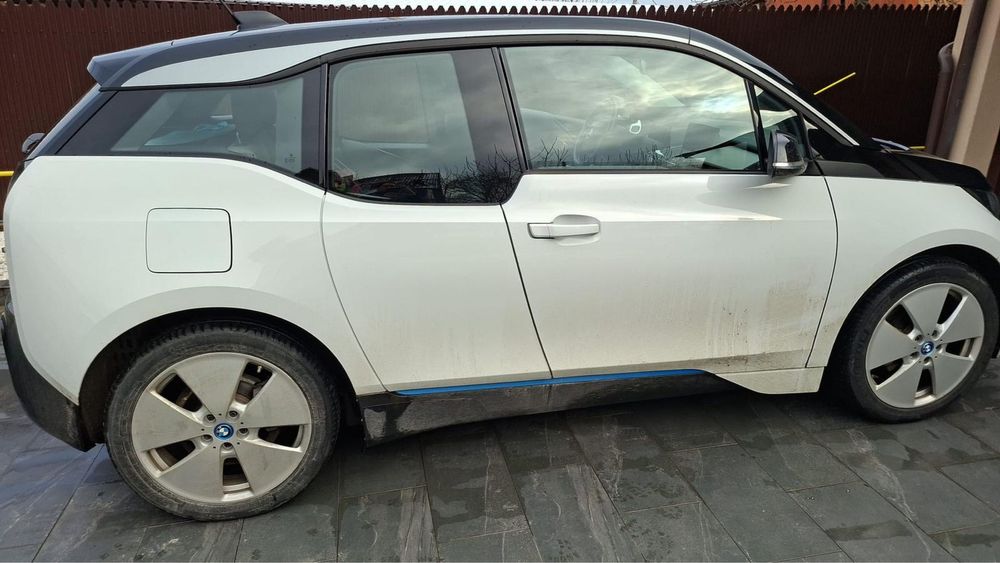 BMW i3  / An 2019 / 112000 KM / 96 %
