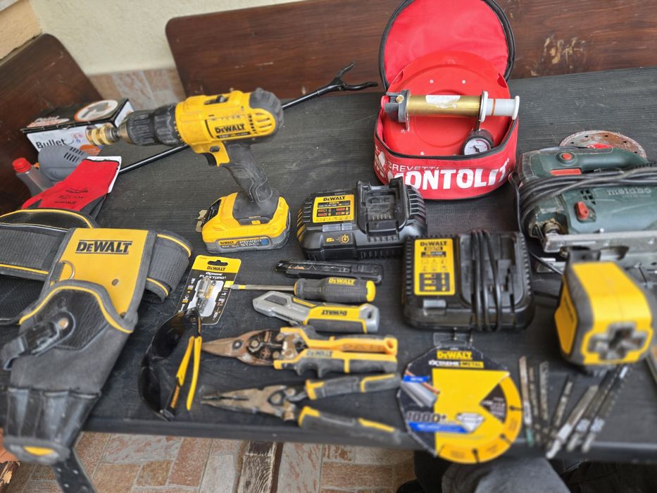 Изгодно качествени инструменти и машини Dewalt