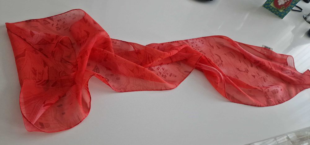 Немски копринен шал Giada, Нов!