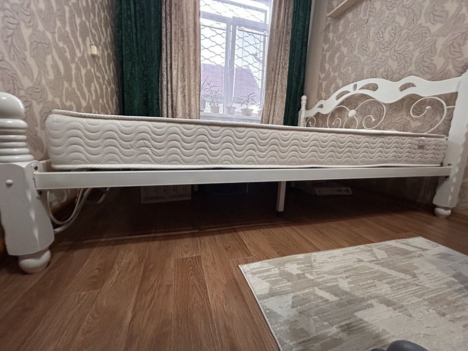 Продаю кровать срочно