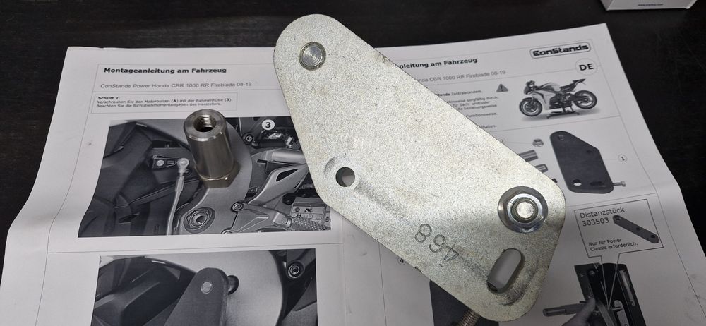 Placa adaptoare ConStands Honda CBR 1000RRRR