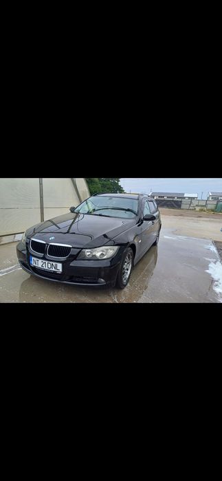 Se vinde BMW SERIA  3 E90