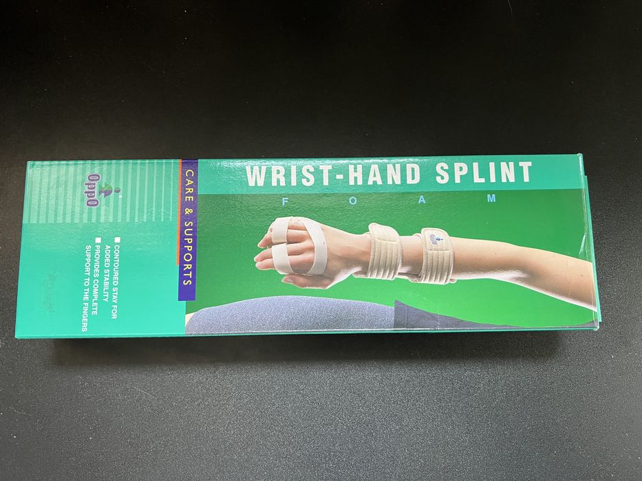 Шина за китка, длан 4182, размер М, лява