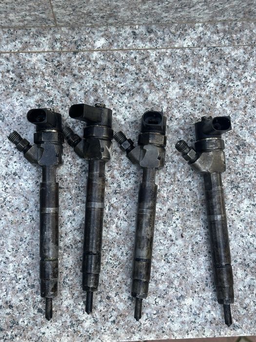 injectoare mercedes Vito V220