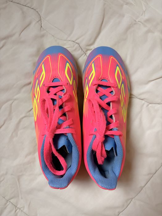 Adidas бутонки като нови размер 32