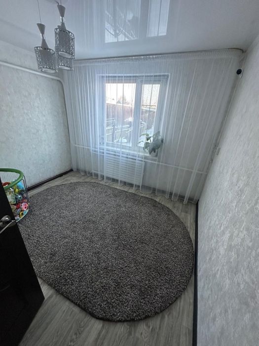 Продам квартиру в п Щарбакты.