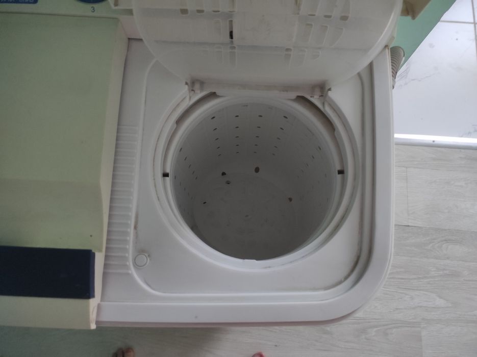 Продам стиральную машину