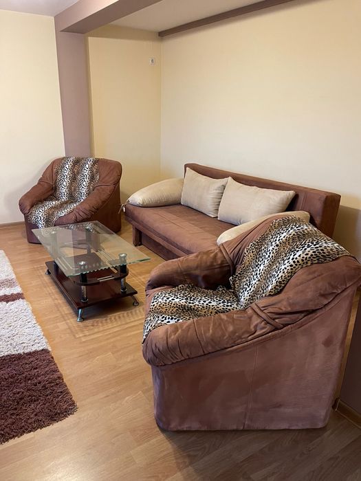 Inchiriez jumatate de duplex in Ghiroda