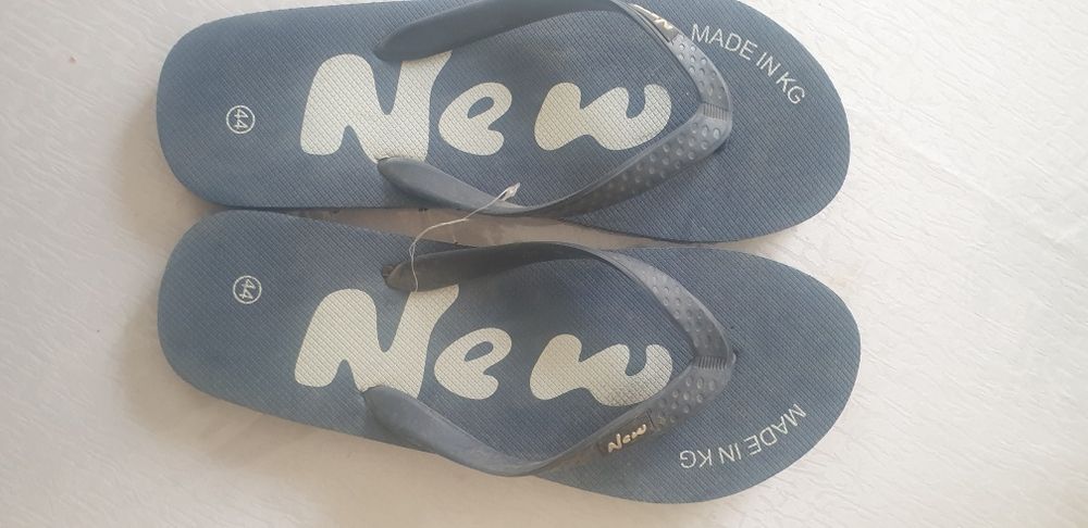 Сланцы-шлёпки мужские