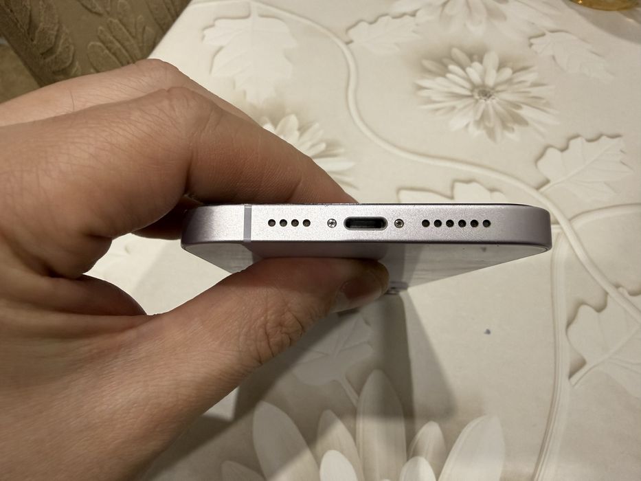 Продам iphone 14 plus 128gb