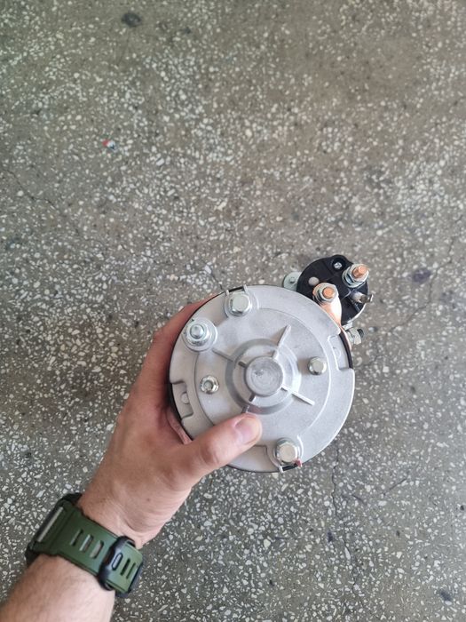 Electromotor nou CASE International