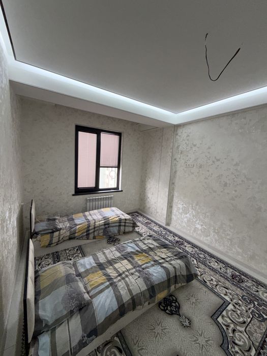 Yangi xayot tumani choshtepa metroni oldida