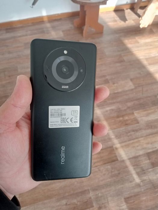 Продам смартфон 256гб. 5G