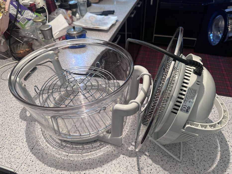 Продам аэрогриль (галогеновая печь)