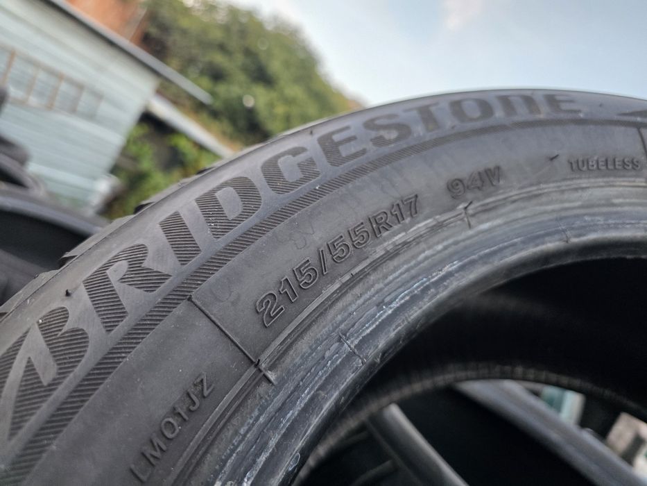 4бр Зимни гуми 215 55 17 - Bridgestone
