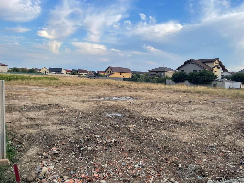 Lot pentru casa individuala /duplex838 mp strada cezar petrescu