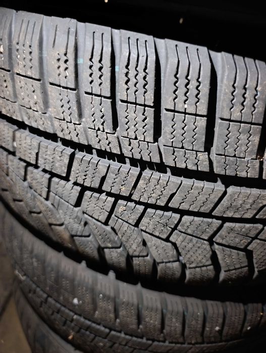 Roti R 17 bmw 225/50/17 xl iarna hankok cu steluța pentru xdrive