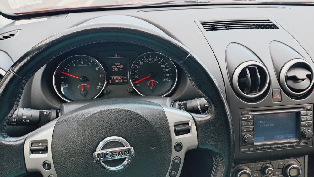 Nissan Qashqai 1.6 benzina,Panoramic.