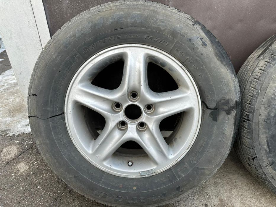 Комплект дисков с летней резиной