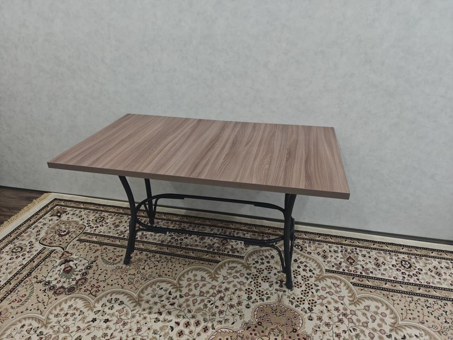 Кухонный стол сатылады