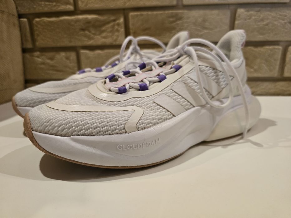 Сникърси Adidas AlphaBounce+