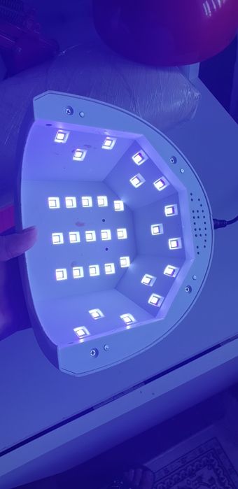 Продам LED лампу