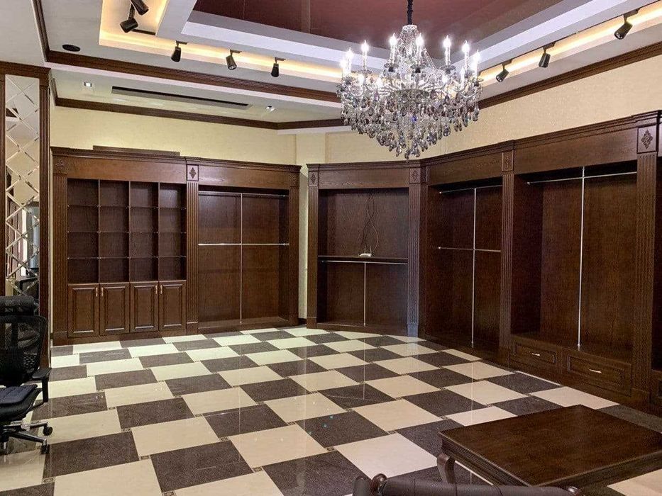 Сдаётся офис Ц-4 на против Алайского базара . Ардус