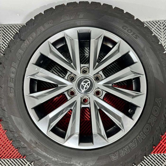 Jante Toyota Landcruiser J250 R20 TVA21% anvelope mixte A/T 265/60 R20