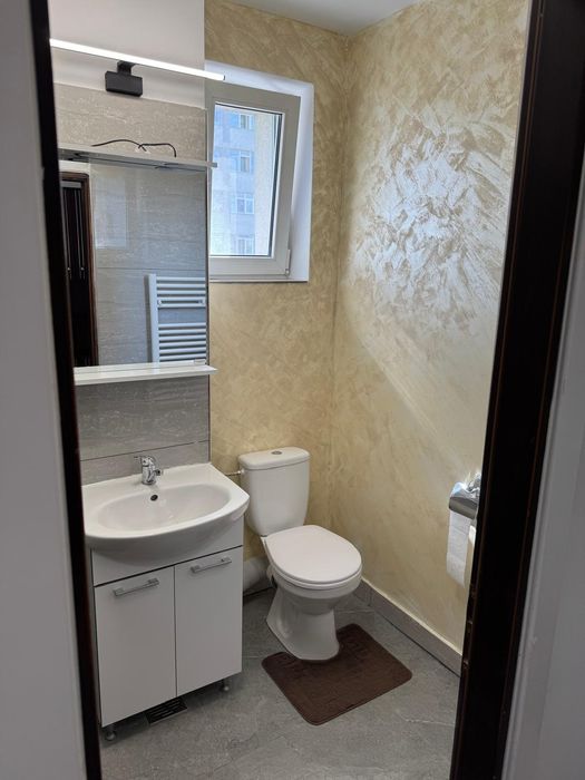 Închiriez apartament 2 camere