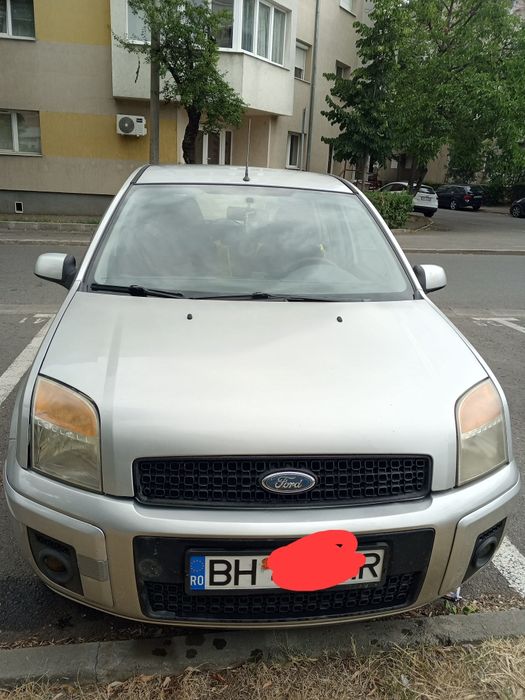Ford fusion 2010 model