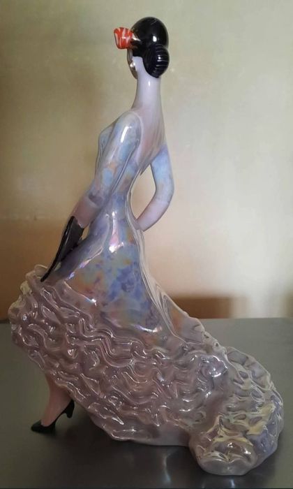 Bibelou rusesc Karmen