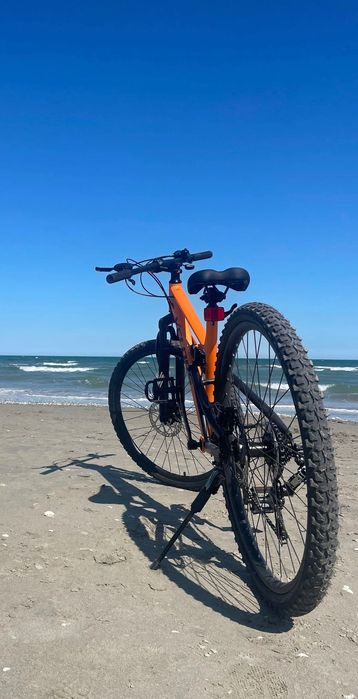 Bicicleta MTB. Roata 26 .