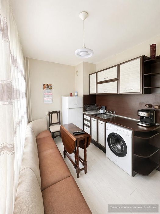 Двустаен апартамент в ж.к. Люлин 6.