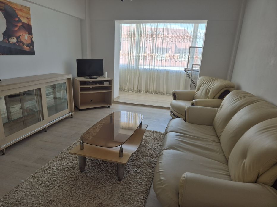 Închiriez apartament 2 camere decomandat