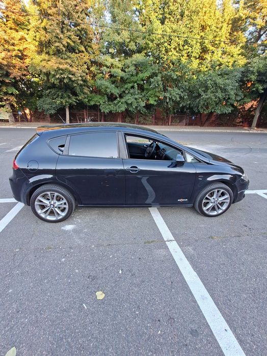 SEAT Leon 2012 — imagine 3