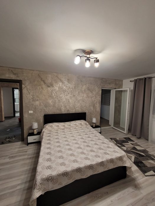 Inchiriez apartament 2 camere ROGERIUS