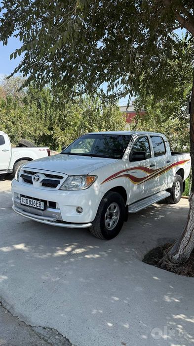 Toyota Hilux 2008 йил сотилади
