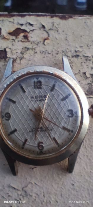 Часовник Hebe от 1960г