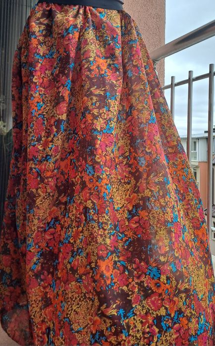 Цветна пола,р-р С/М