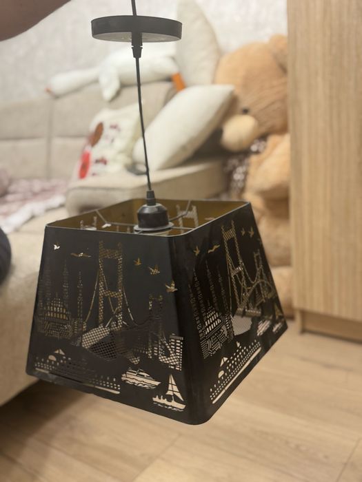 Продаётся люстра для кухни