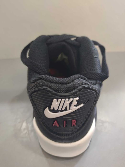 Nike Air Мax 90 N38,5.Маратонки с камера.Нови.Оригинал.